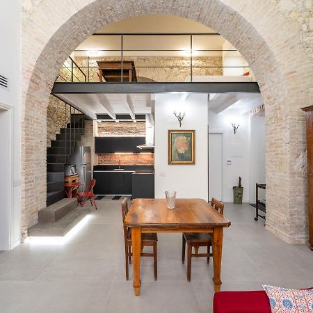 Massimo Boutique Apartment Кальяри Экстерьер фото